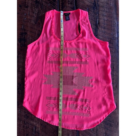 Bright hot Pink Sheer Tribal Aztec racer back Embellished Tank Top Size Medium - Picture 8 of 13